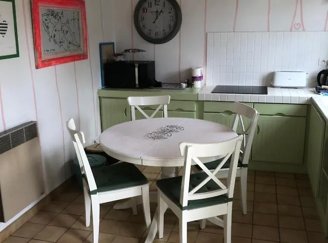 Villa Maison 100 M Plage, 2 Kms Du Port Ile d'Yeu